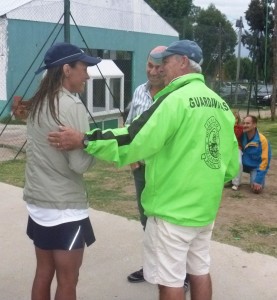 Noelia Petti con el Intedente y Director de Deporte Municipal