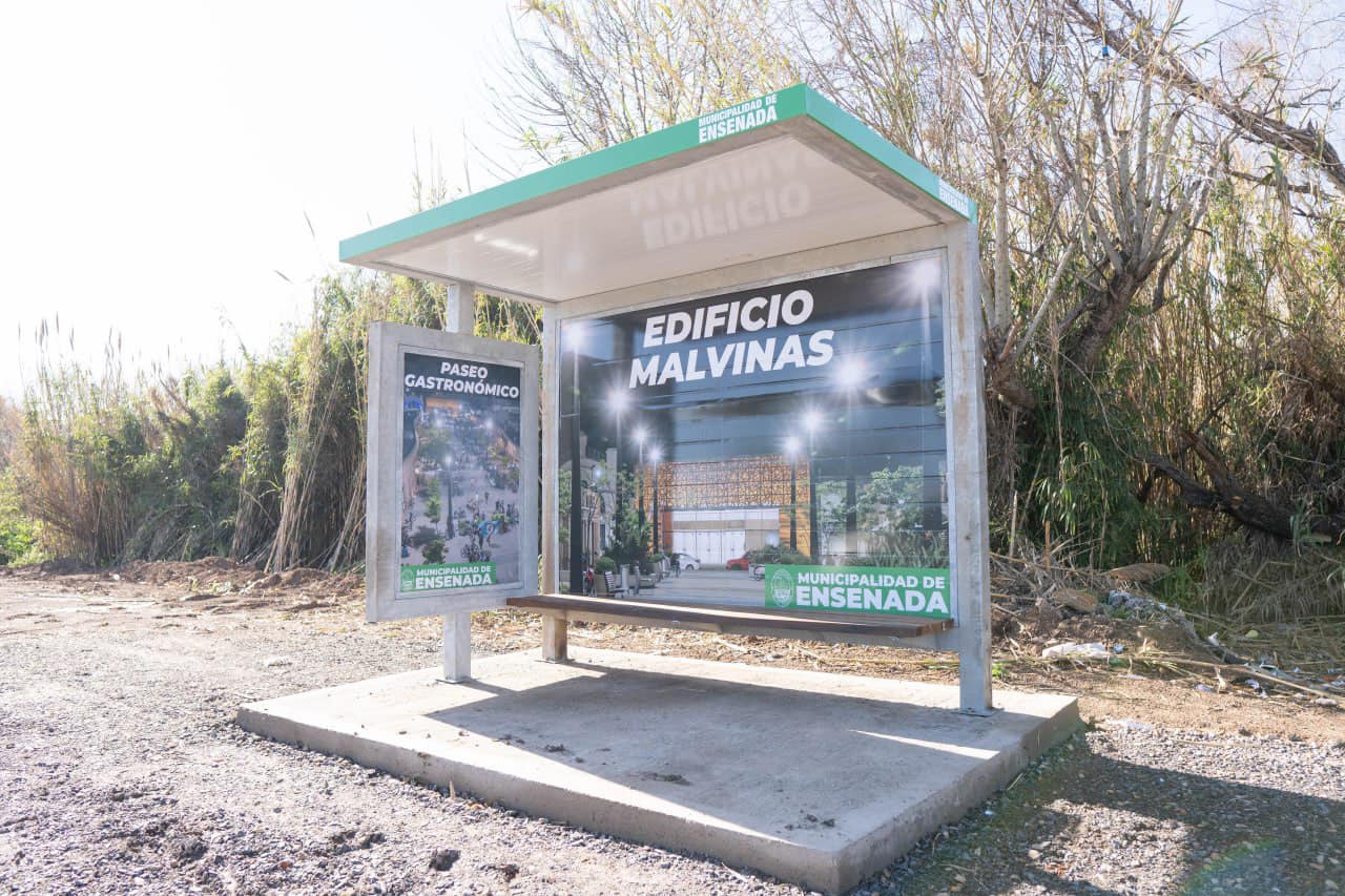 MÁS REFUGIOS EN LAS PARADAS DE COLECTIVOS – Municipalidad de Ensenada